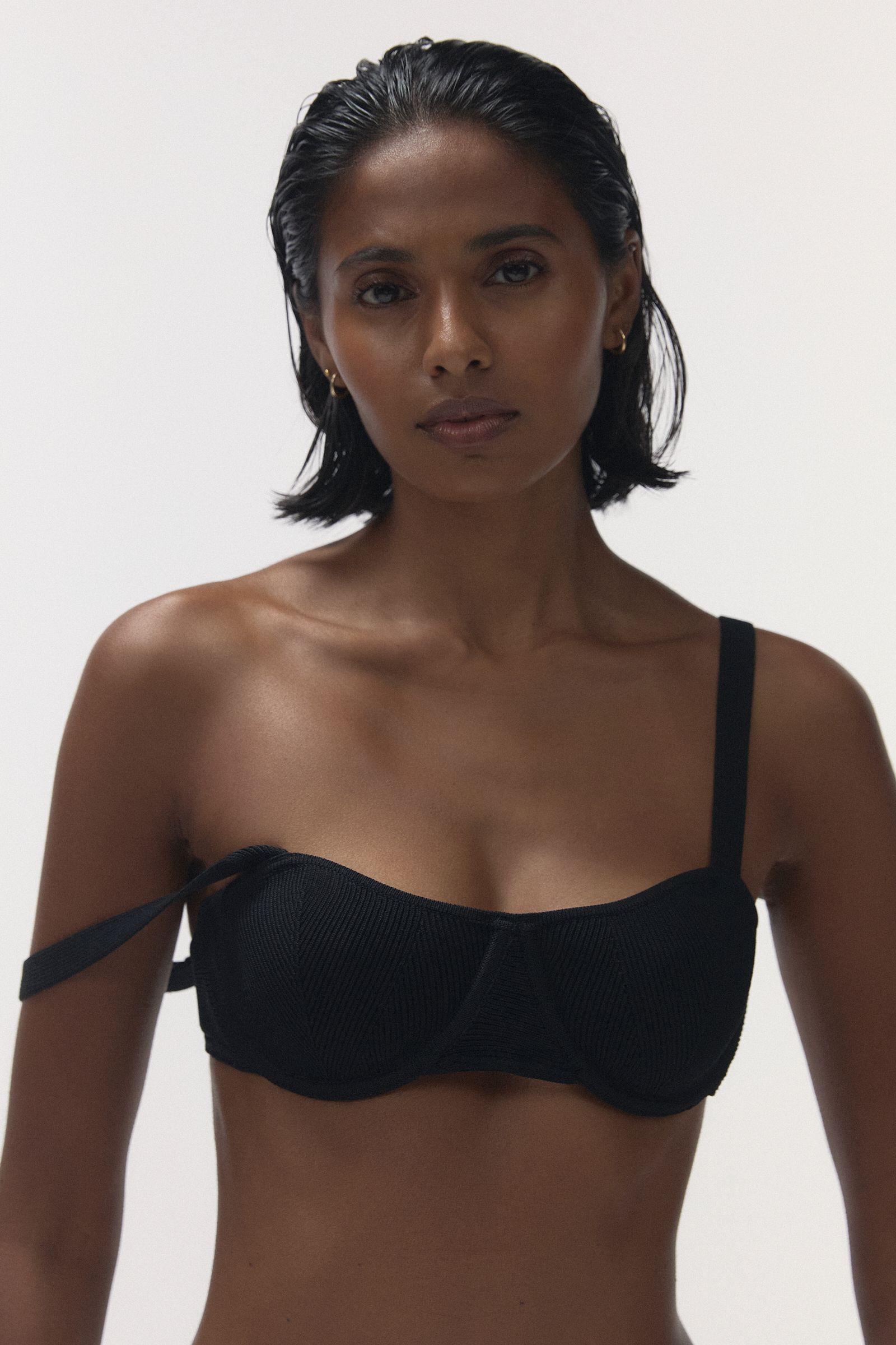 スーツ LOVE Stories SS23 'Uma' bra (L2321018900 BLACK) Love Stories Uma – bralette – shop at Booztlet