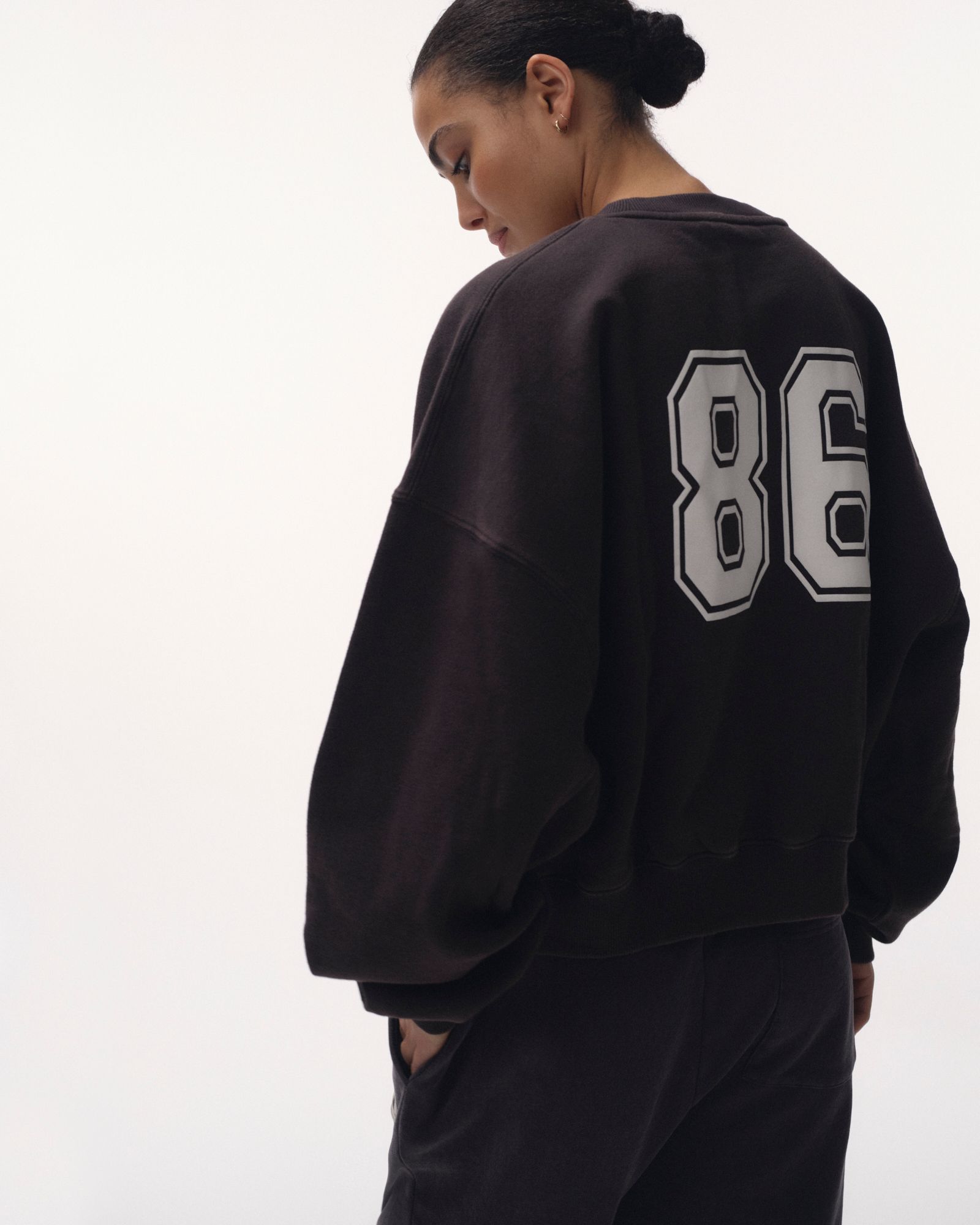 SLOANE◆セーター(薄手)/2/カシミア/BLK/sloane cashimere logo knit Sloane Cashmere V-Neck - Black – One Grey Day