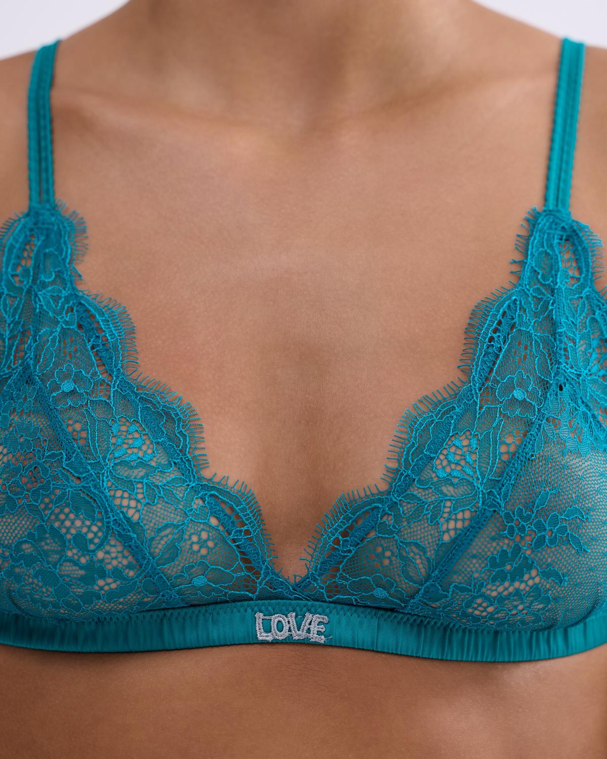 Love Stories Love Lace