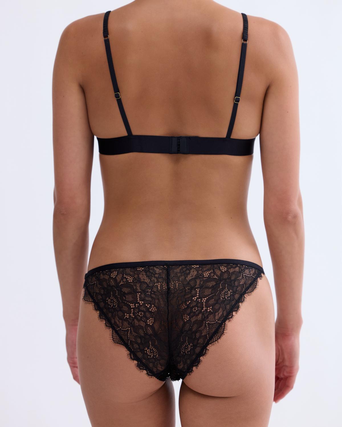 Love Stories Love Lace