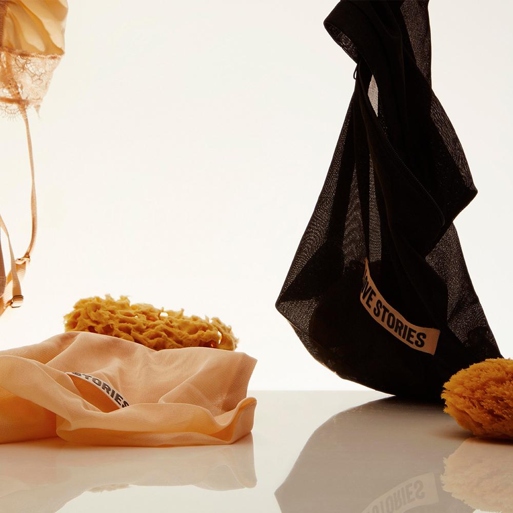Love Stories Washing Bag Zip