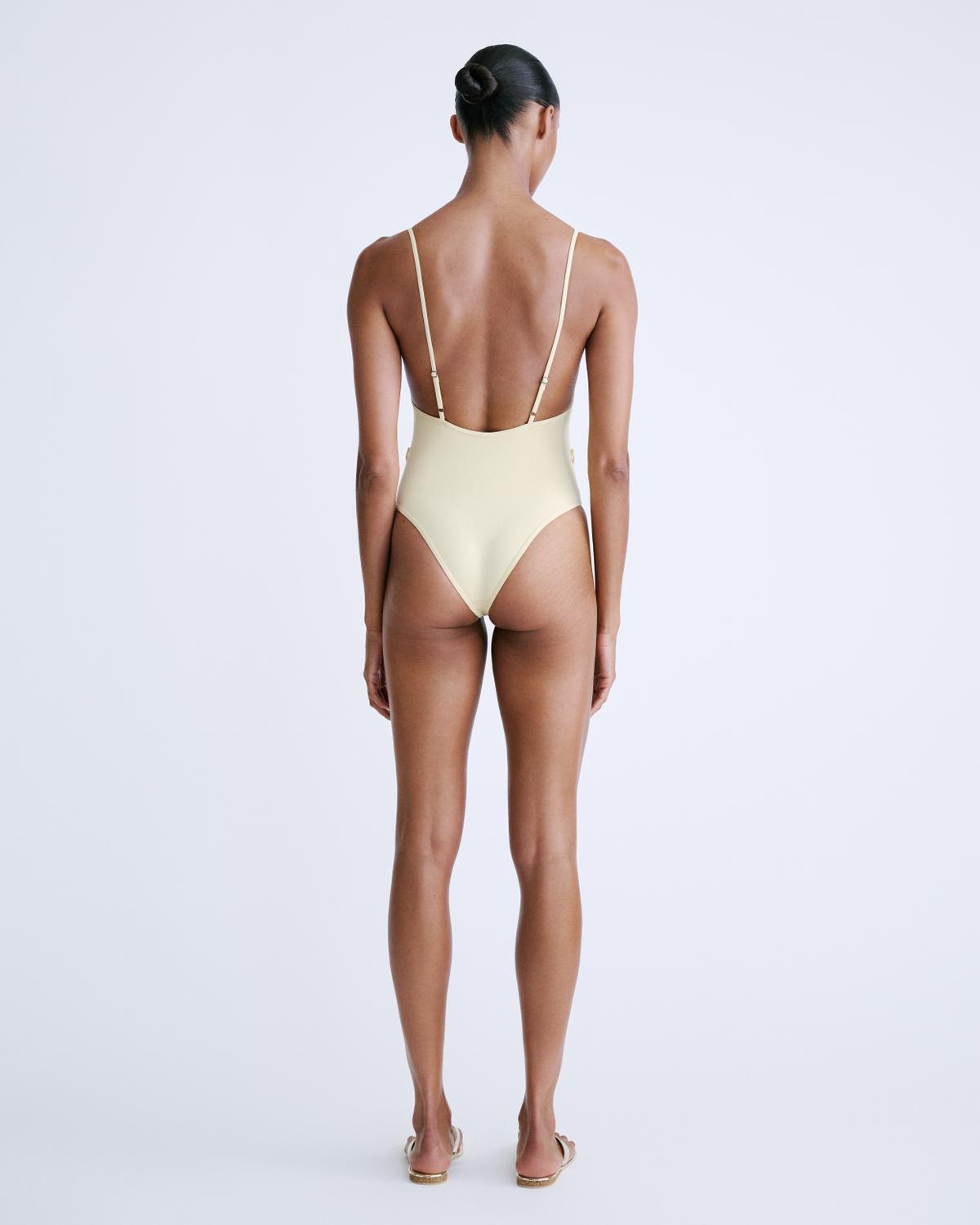 Love Stories Madison Timeless Pearly